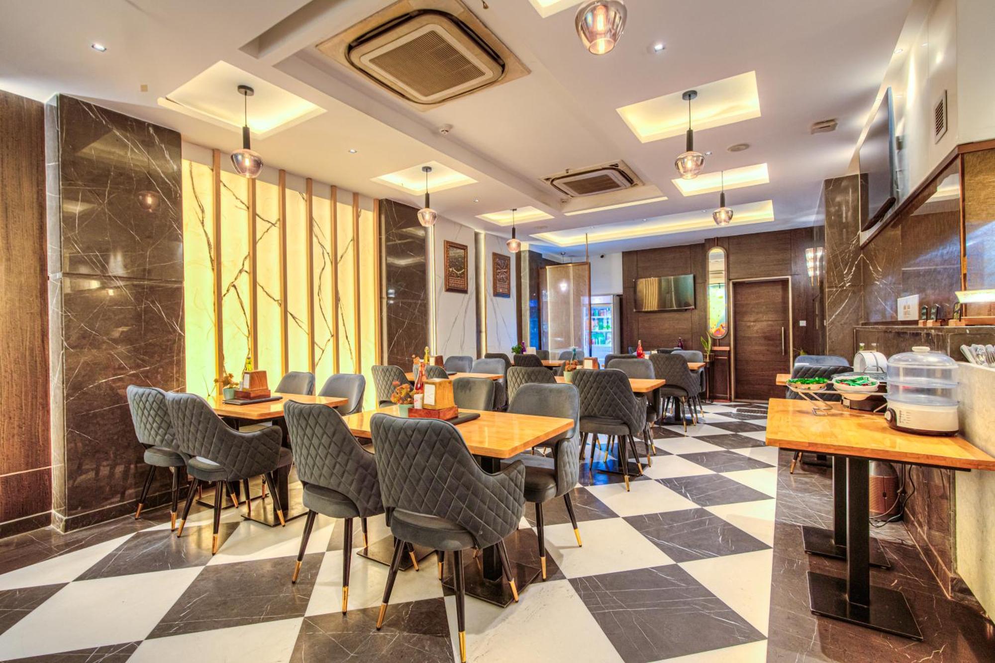 Empire Suites, Нью-Делі Екстер'єр фото